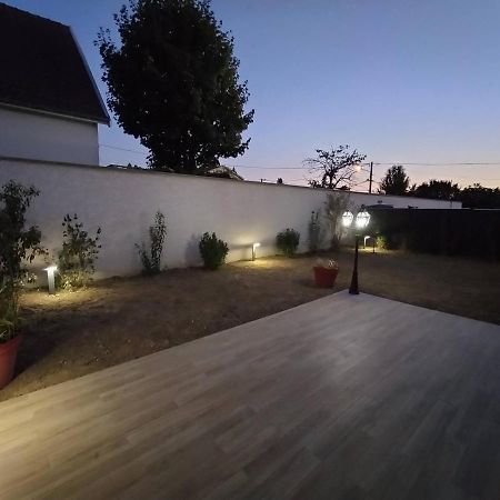 Logement Cosy Neuf Avec Jardin Mions Exterior foto
